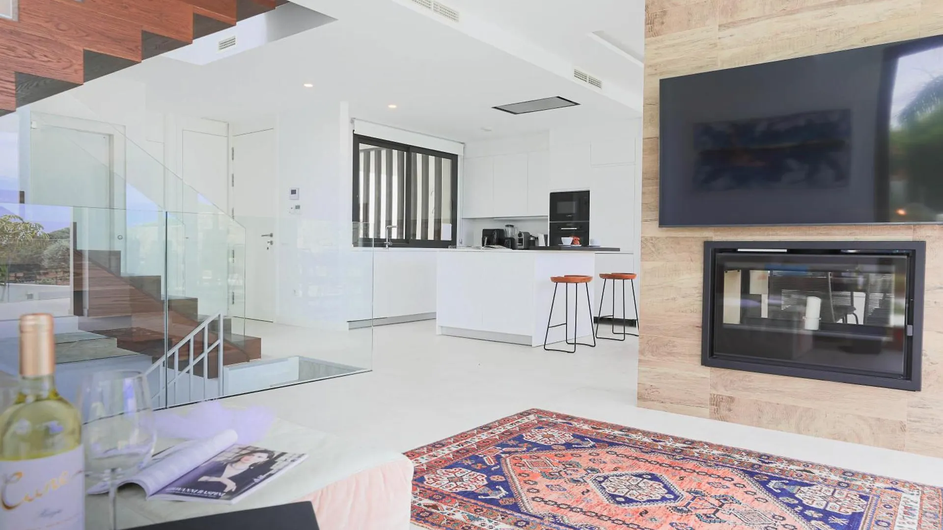 R14 Modern Villa With Fantastic Sea Views Marbella