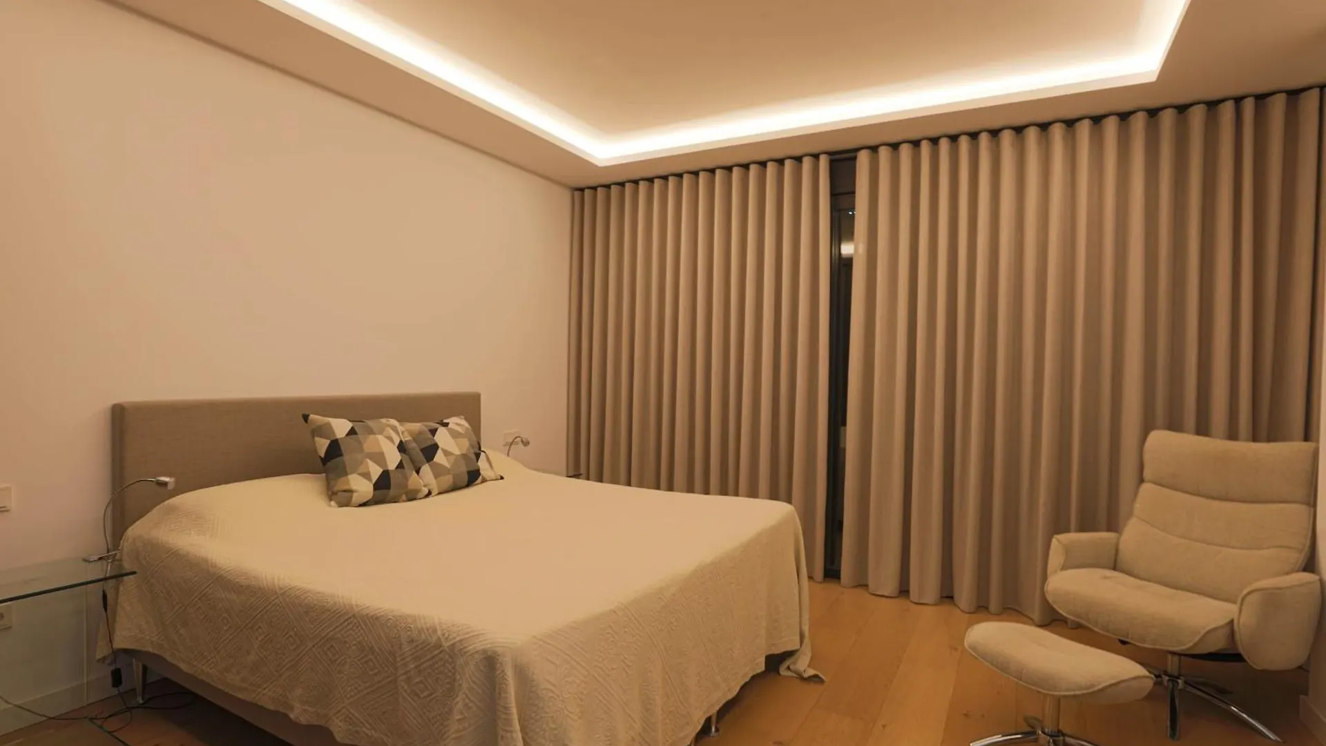 R14 Modern Villa With Fantastic Sea Views Marbella Apartmán