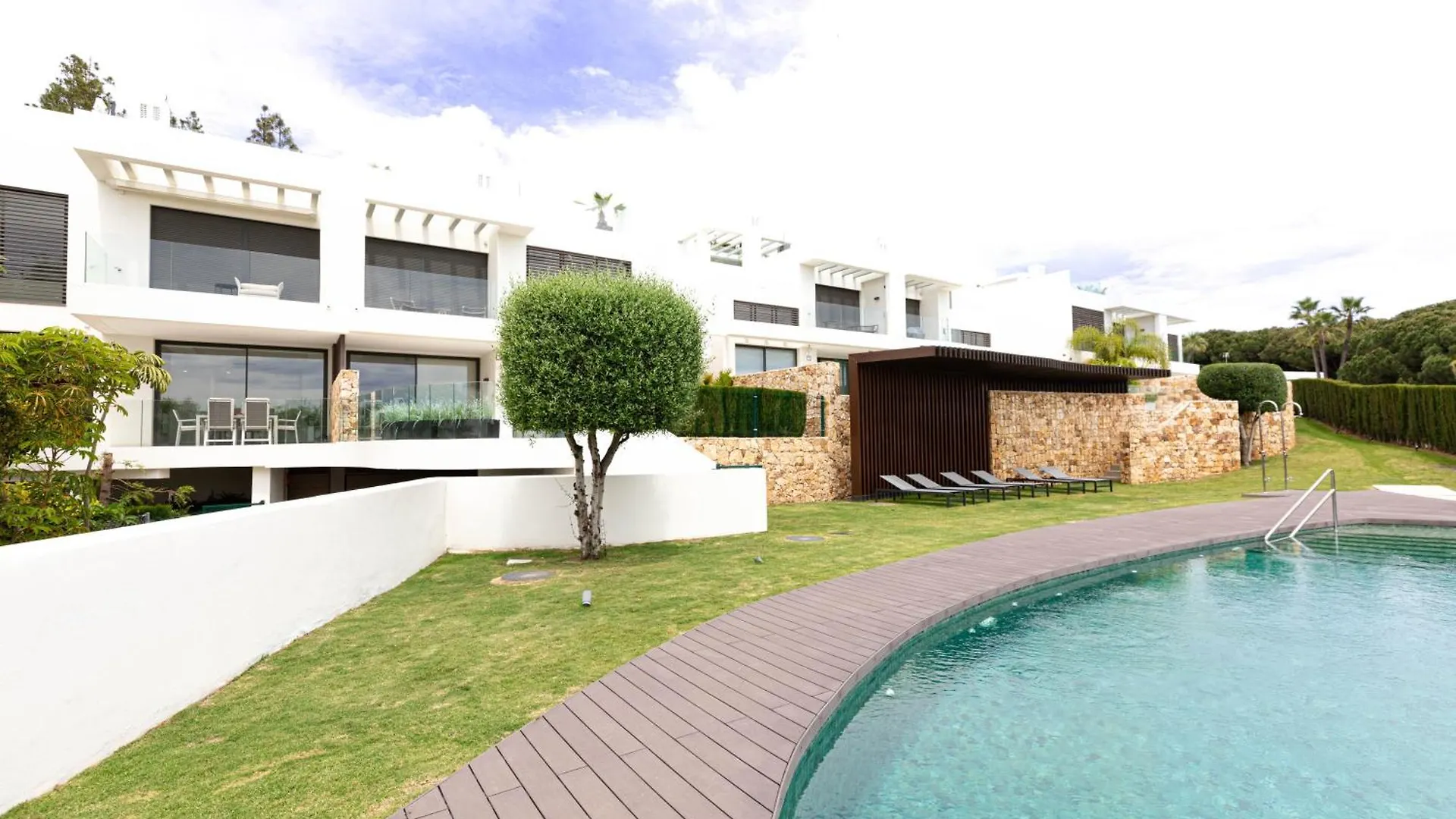 R14 Modern Villa With Fantastic Sea Views Marbella Španělsko